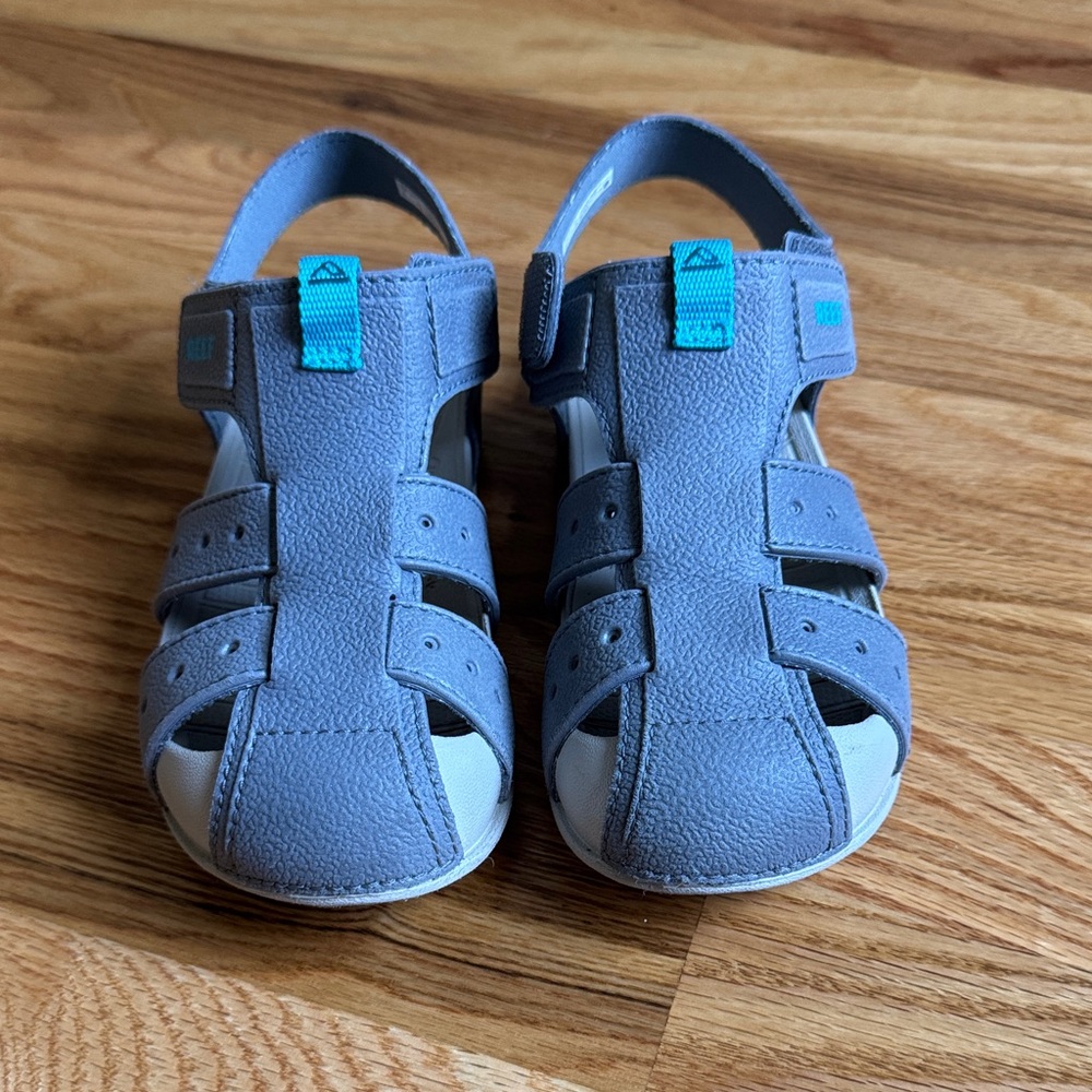 Reef Kids Sandals in Gray and Blue - worn once